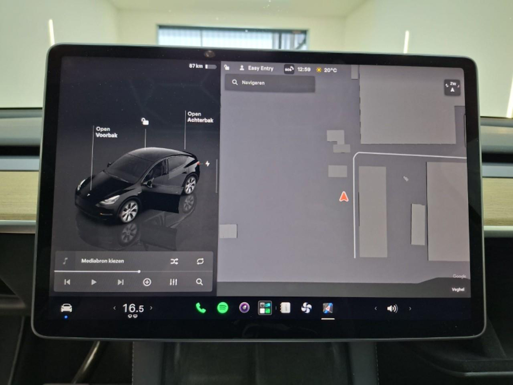 Foto 12 van Tesla Model Y