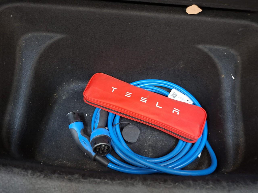 Foto 18 van Tesla Model Y