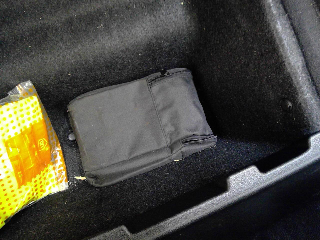 Foto 11 van BMW i4