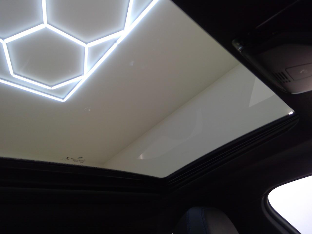 Foto 18 van BMW i4