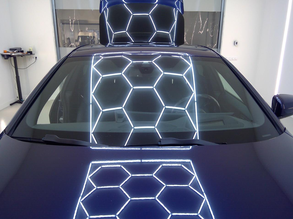 Foto 21 van BMW i4