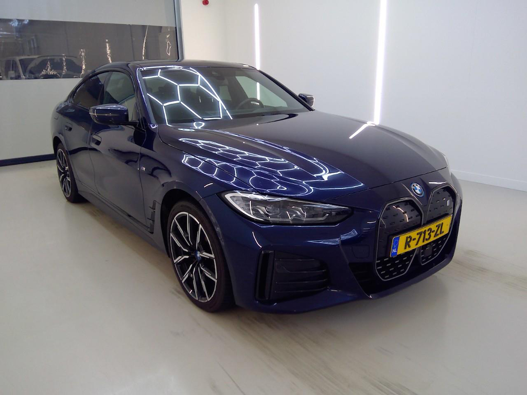 Foto 7 van BMW i4