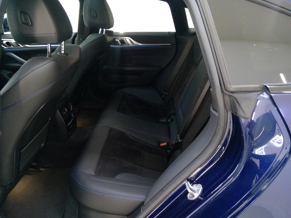 Foto 9 van BMW i4