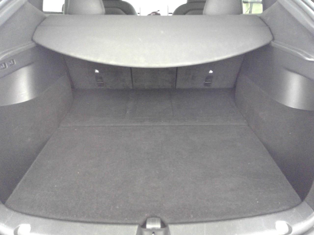 Foto 10 van Tesla Model Y