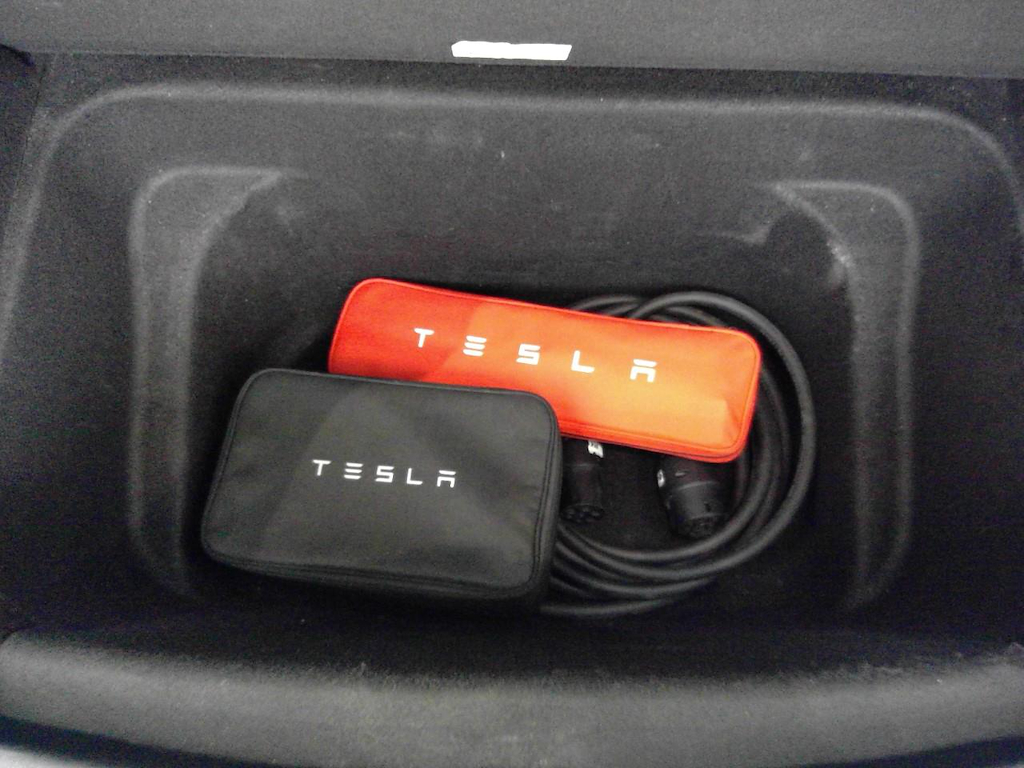Foto 18 van Tesla Model Y