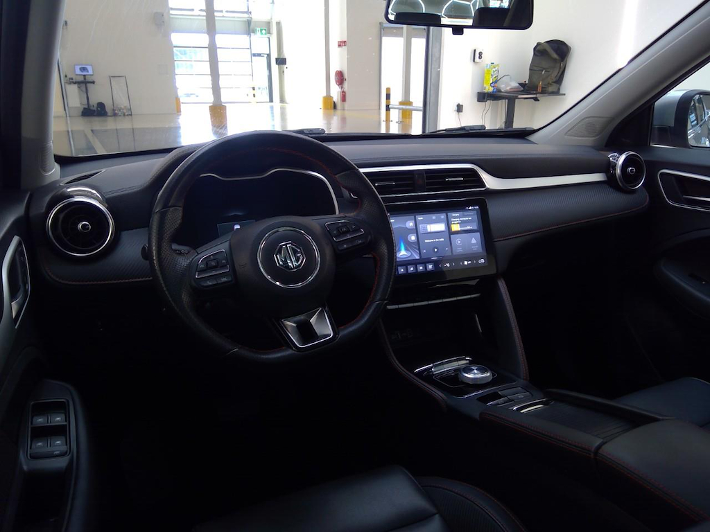 Foto 4 van MG ZS