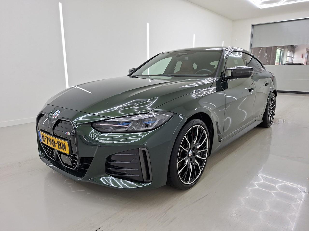 Foto 2 van BMW i4