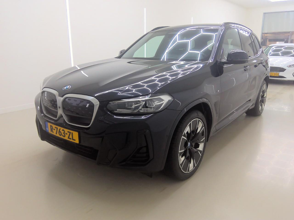 Foto 2 van BMW ix3
