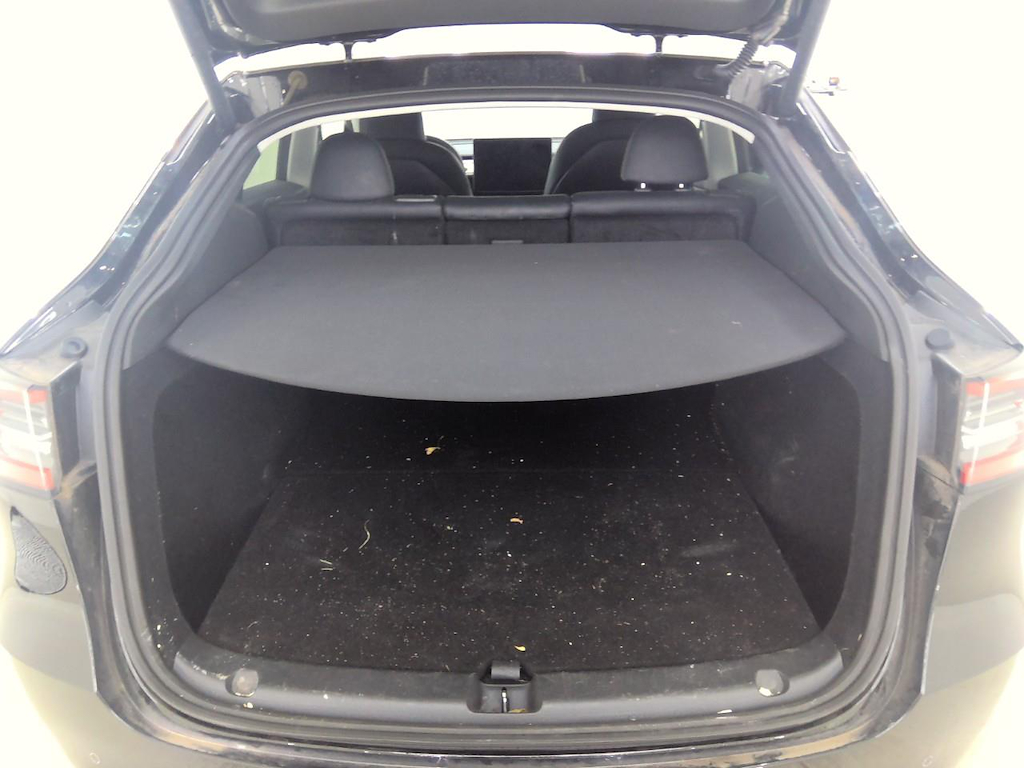 Foto 11 van Tesla Model Y