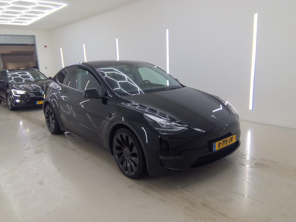 Foto 3 van Tesla Model Y