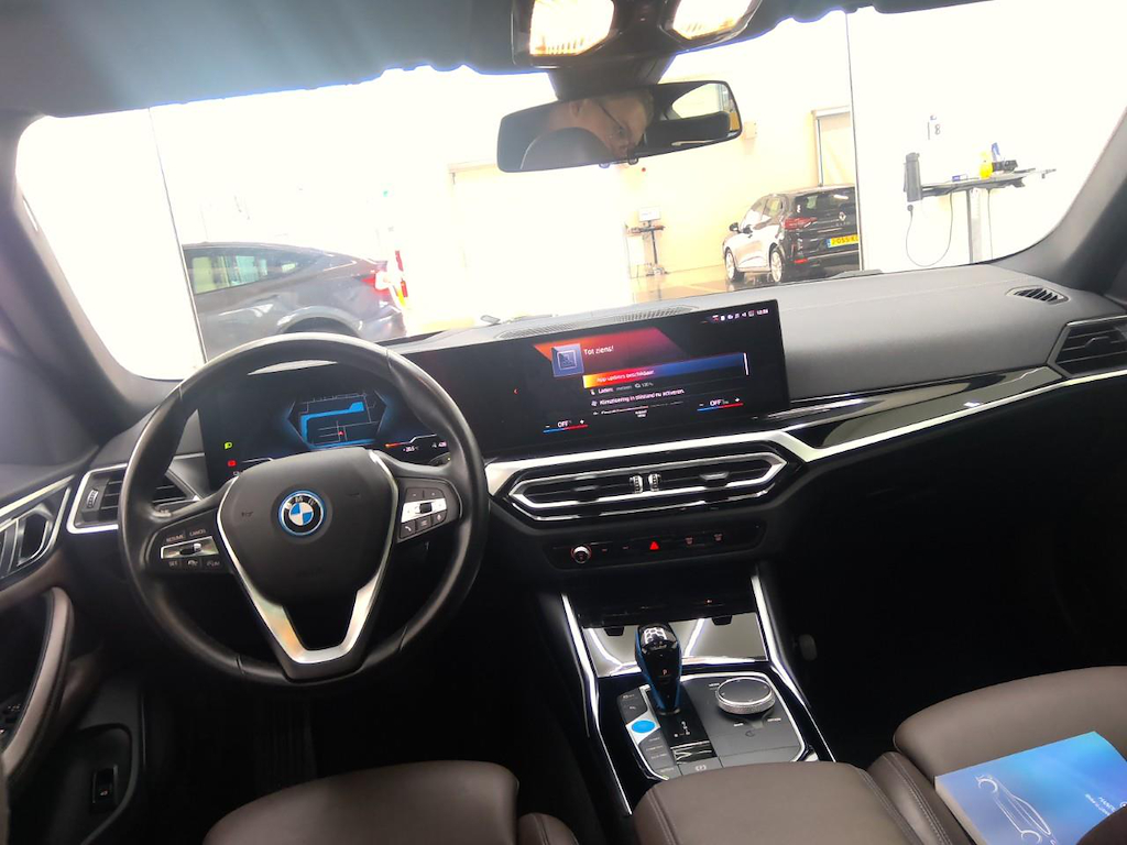 Foto 3 van BMW i4