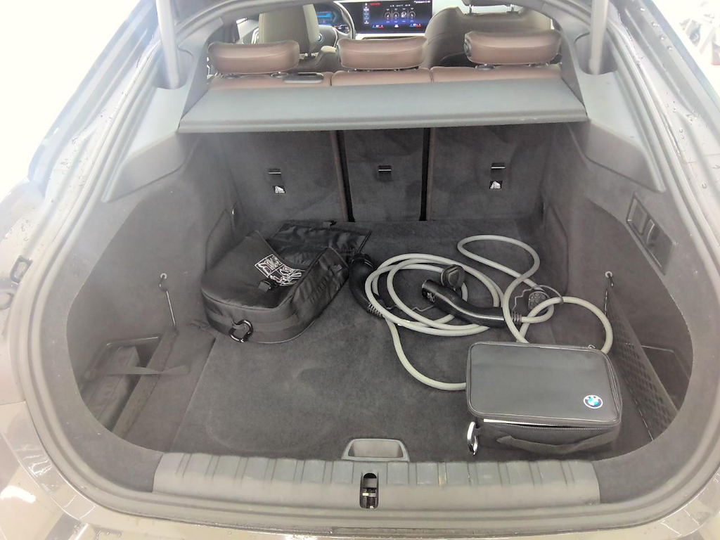 Foto 9 van BMW i4