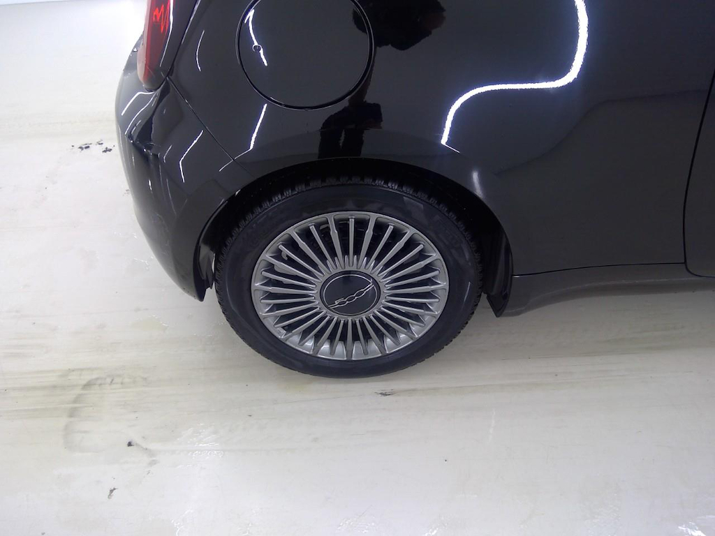 Foto 12 van Fiat 500-e