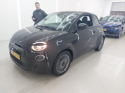 Kaufe FIAT 500e bei Ayvens Carmarket