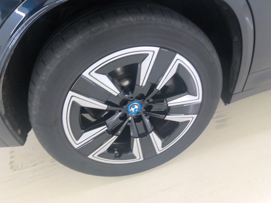 Foto 12 van BMW ix3