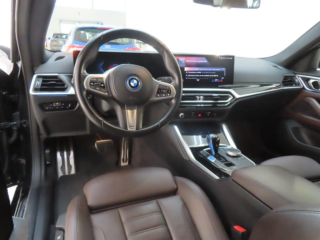 Foto 4 van BMW i4