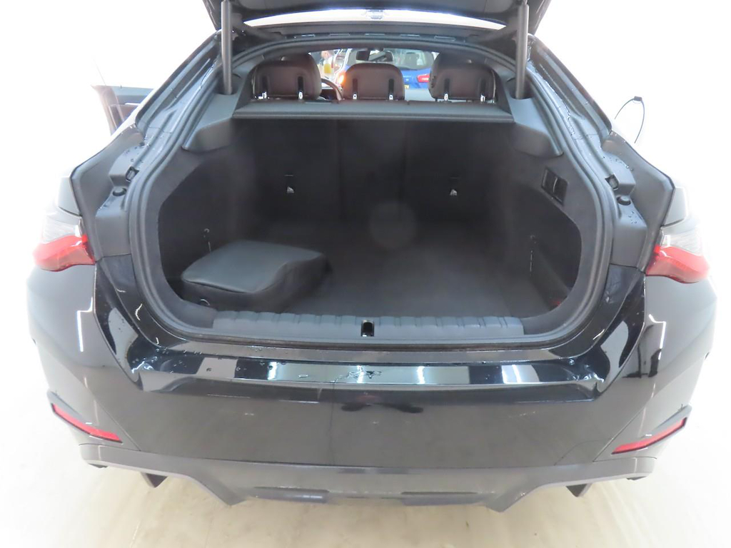Foto 7 van BMW i4