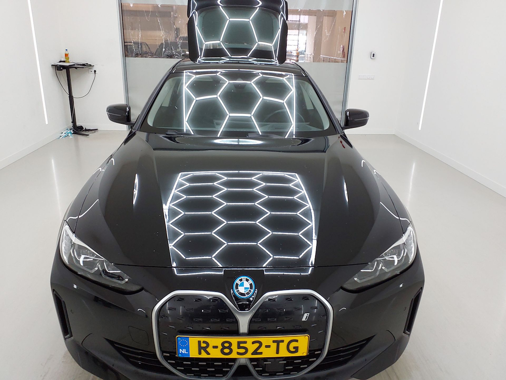 Foto 16 van BMW i4