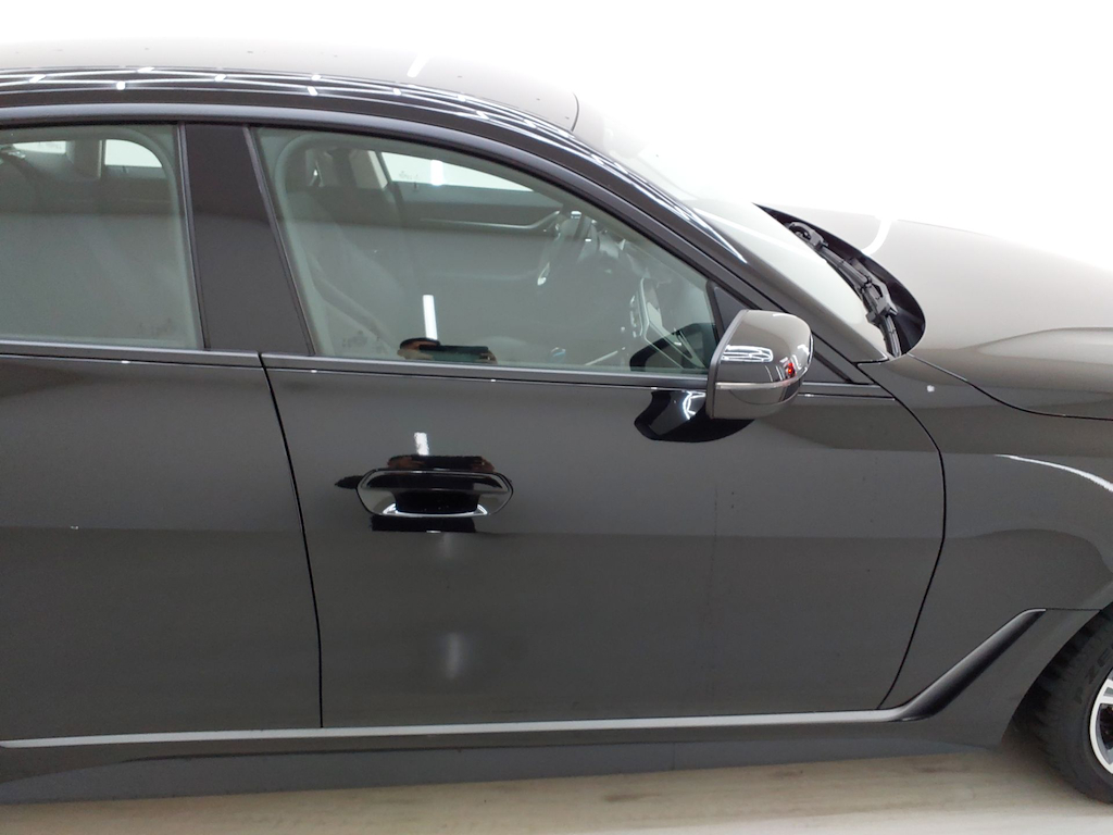 Foto 26 van BMW i4