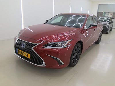 Buy LEXUS ES 300h on Ayvens Carmarket