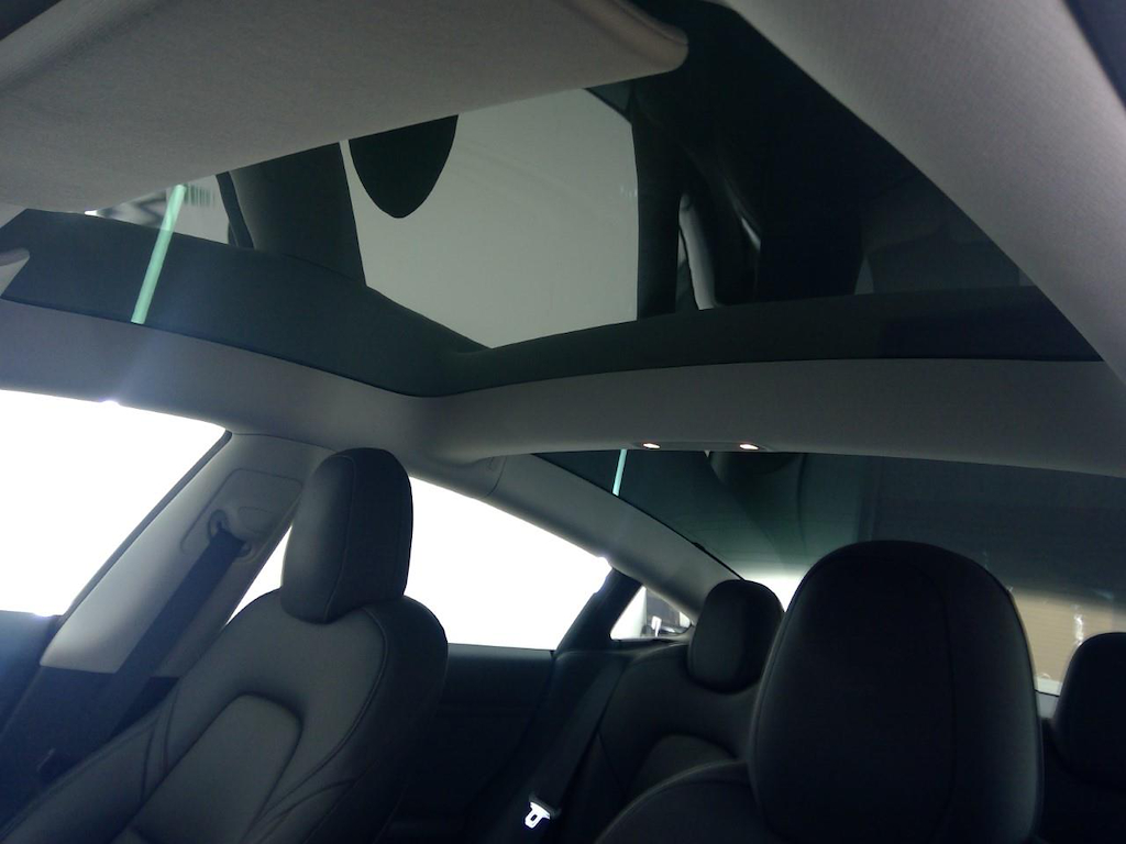 Photo 16 of Tesla Model 3