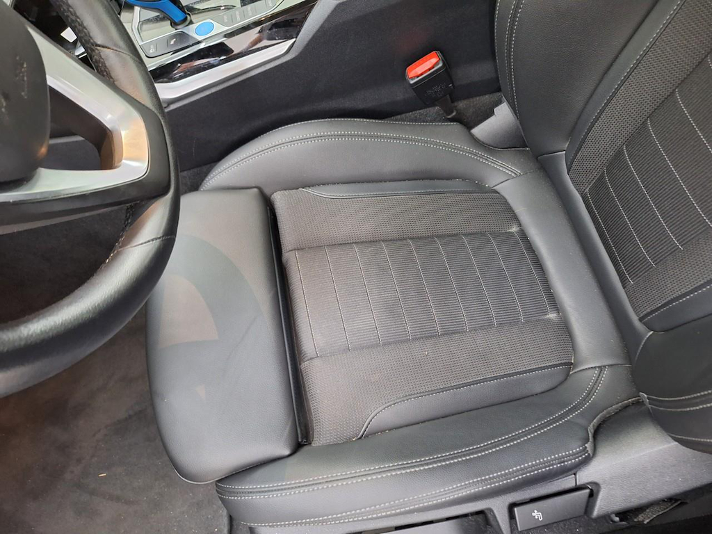 Foto 26 van BMW i4