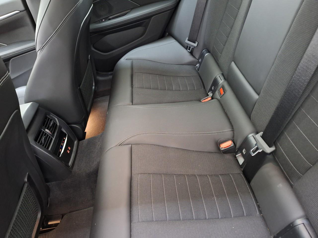 Foto 29 van BMW i4
