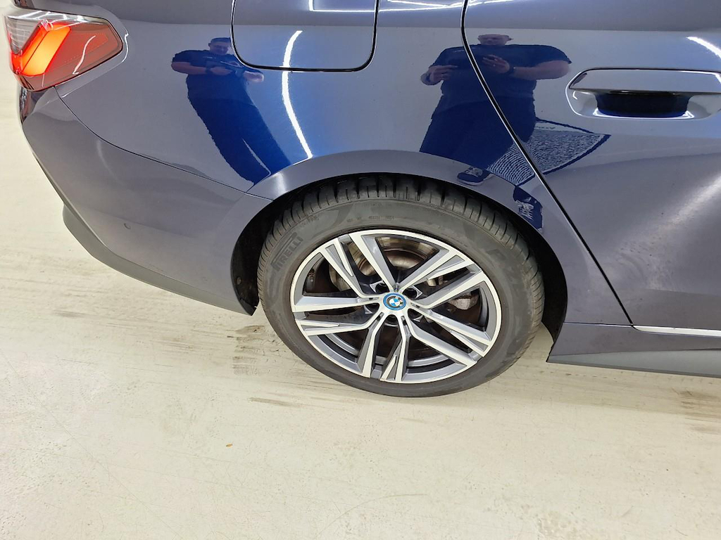 Foto 30 van BMW i4