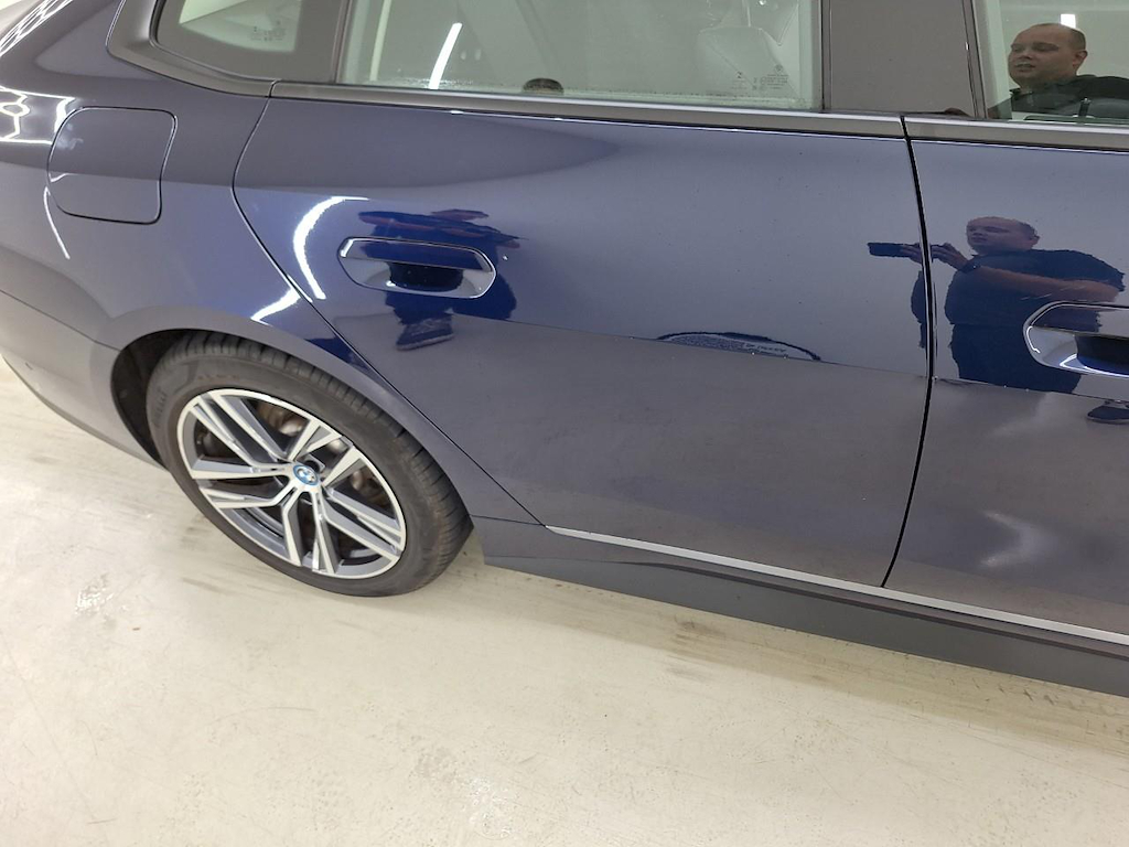 Foto 31 van BMW i4
