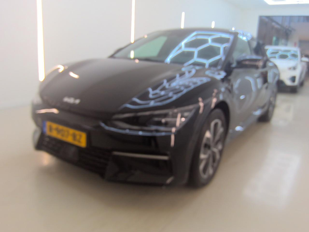 Photo 2 of Kia EV6