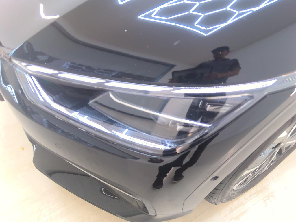 Photo 13 of Kia EV6