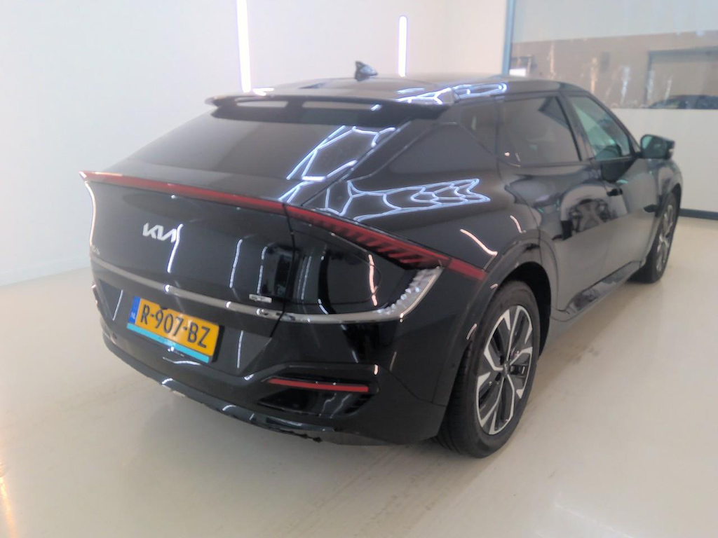 Photo 3 of Kia EV6