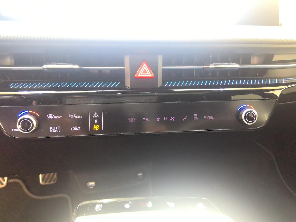 Photo 18 of Kia EV6