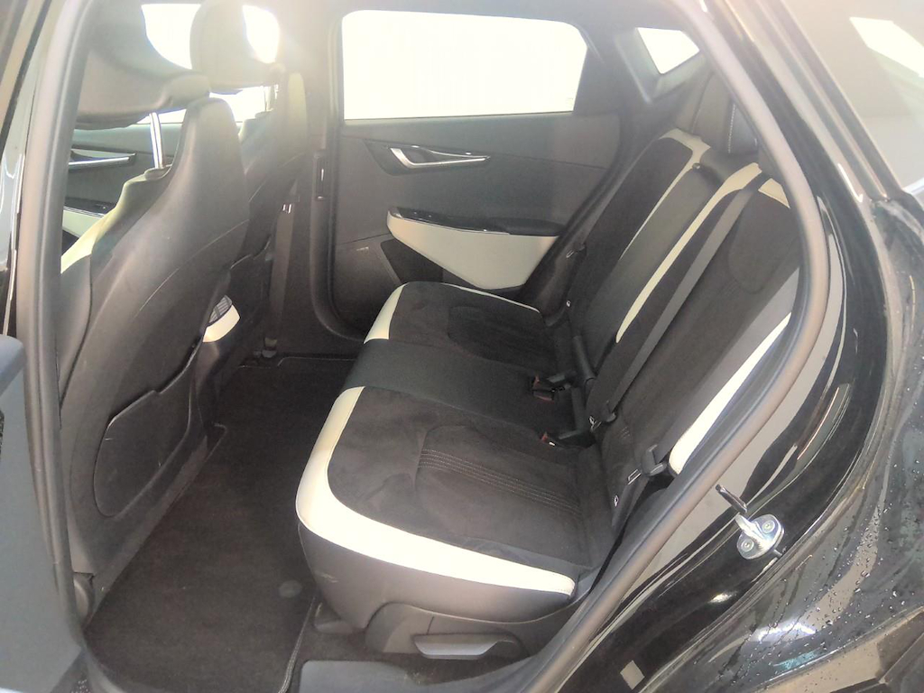 Photo 8 of Kia EV6