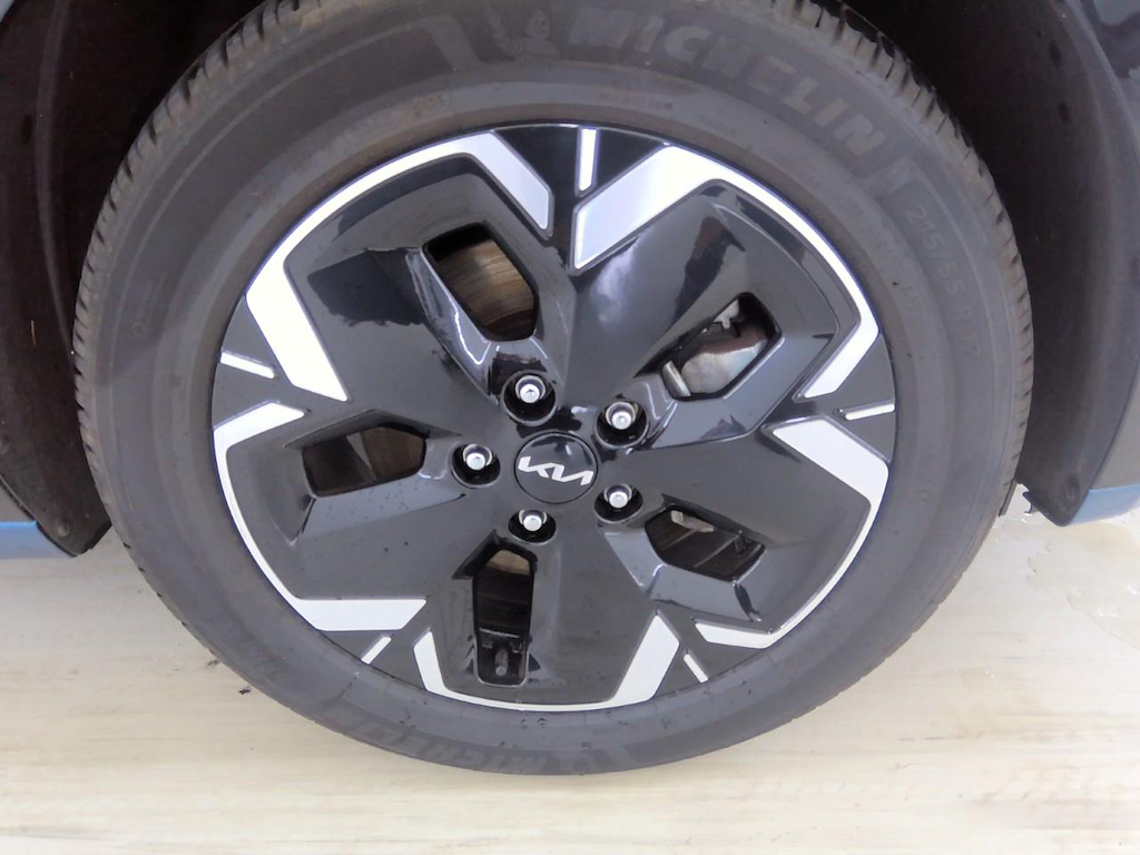 Foto 24 van Kia Niro