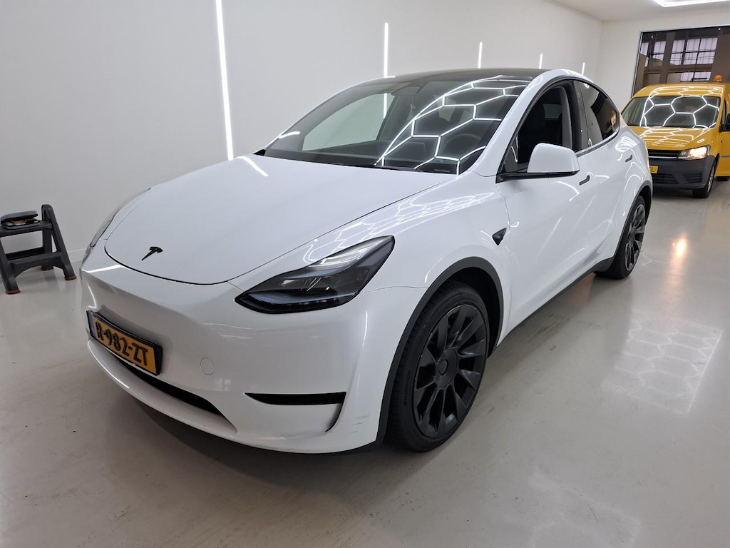 Foto 2 van Tesla Model Y