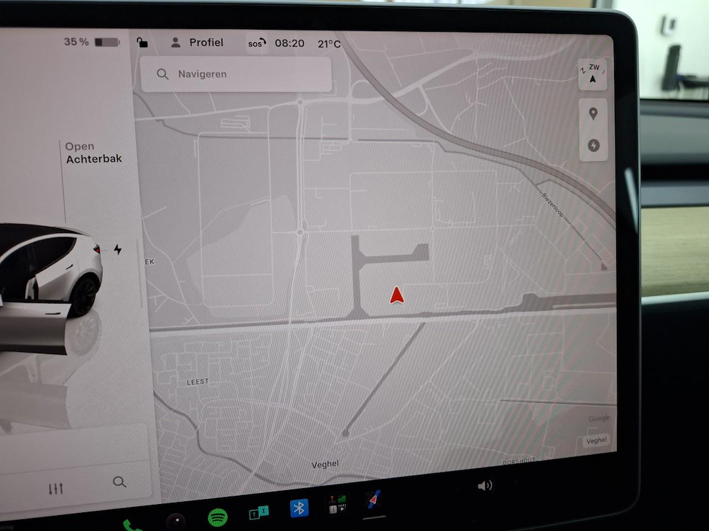 Foto 14 van Tesla Model Y