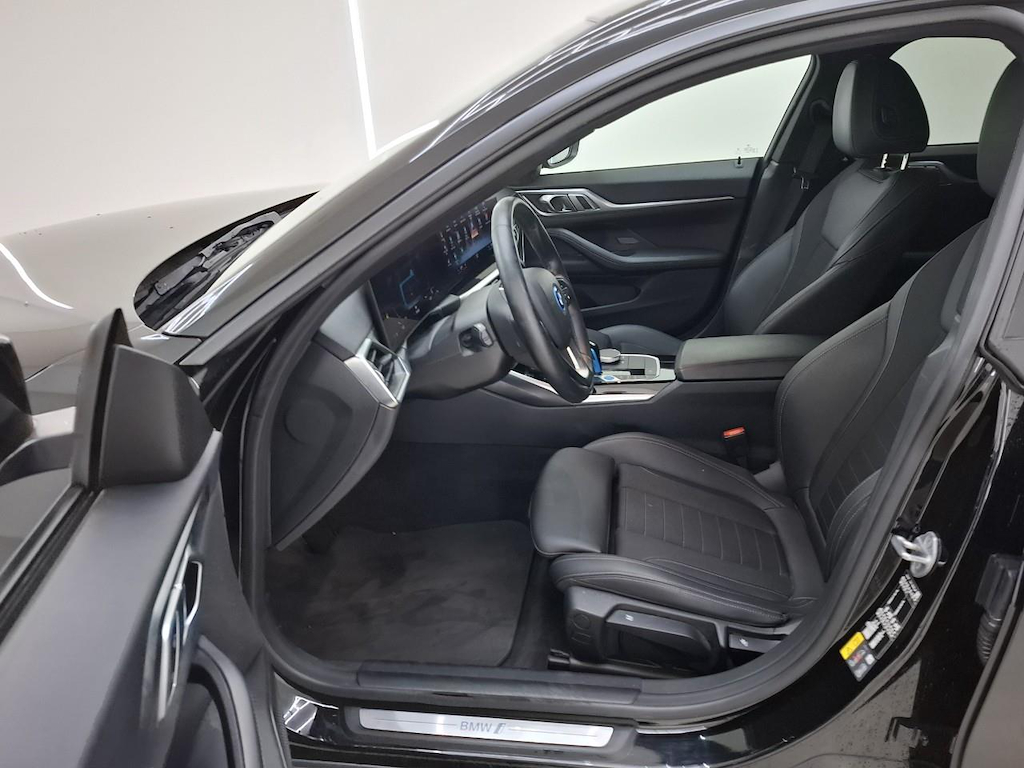 Foto 15 van BMW i4