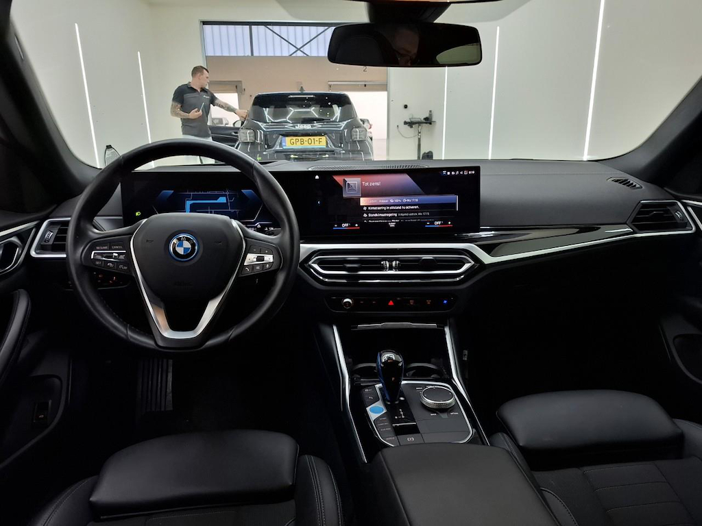 Foto 6 van BMW i4