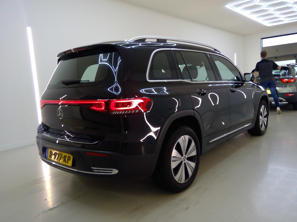 Foto 3 van Mercedes EQB