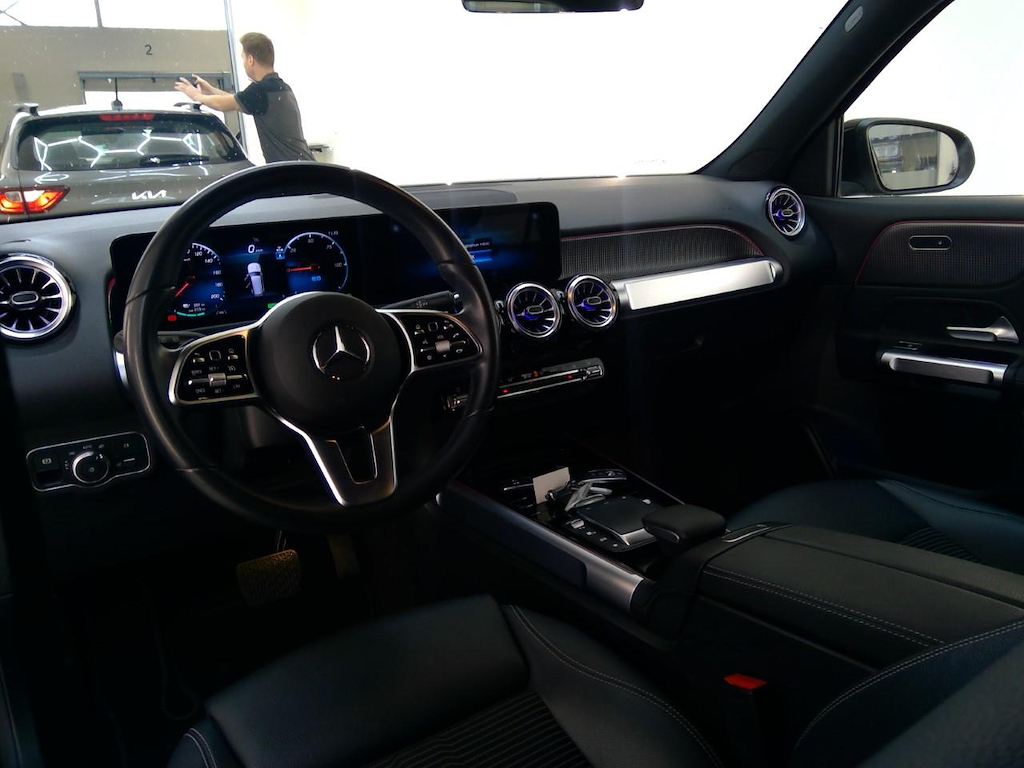 Foto 9 van Mercedes EQB