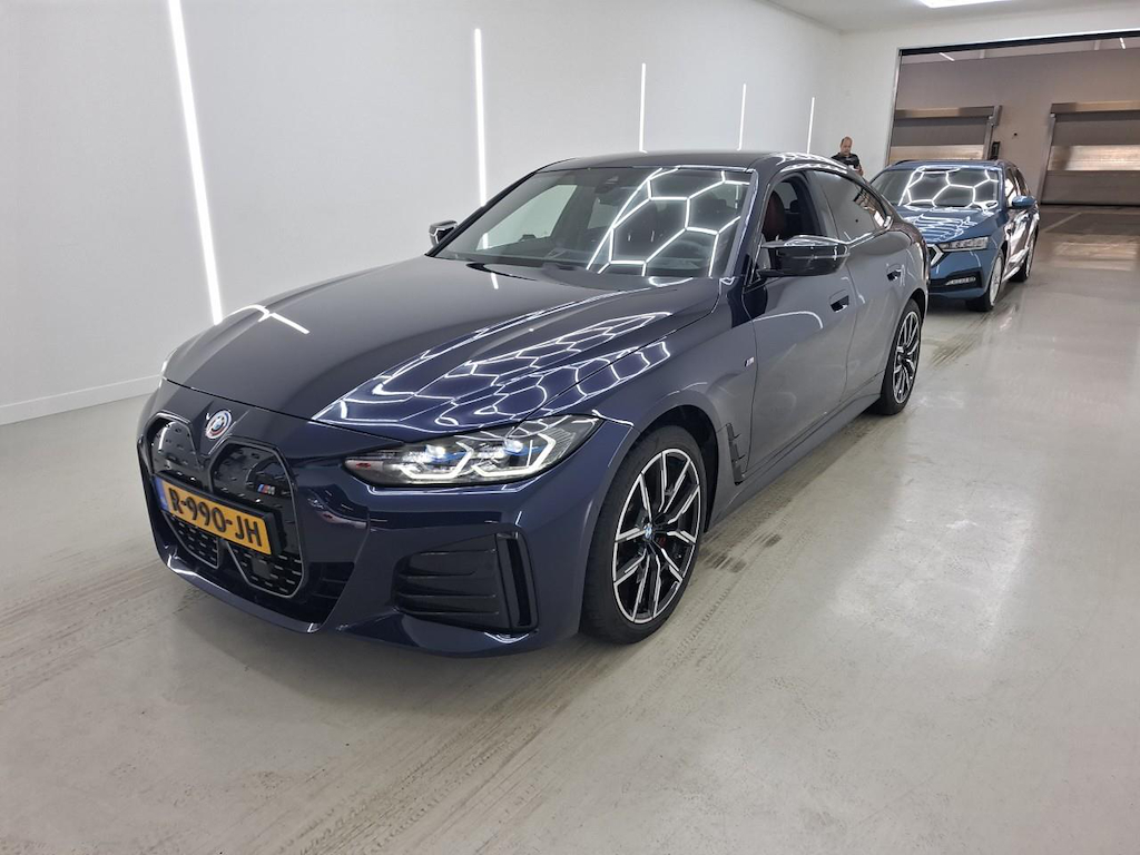 Foto 2 van BMW i4