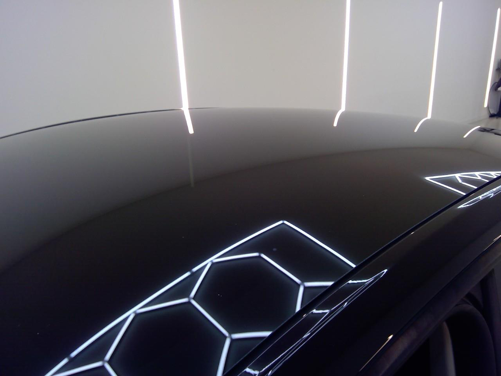 Foto 19 van Tesla Model Y