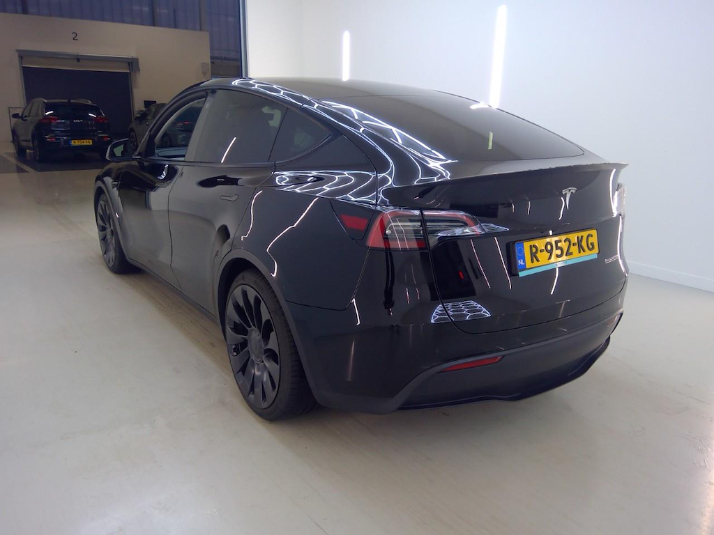Foto 7 van Tesla Model Y