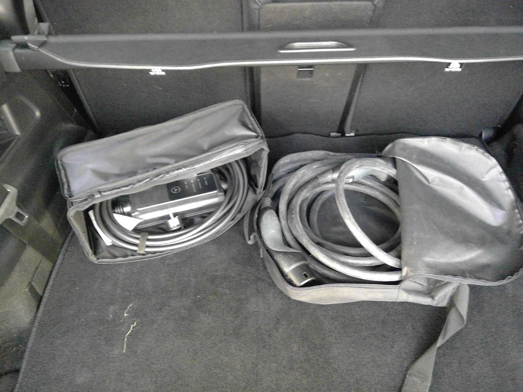 Foto 24 van Mercedes EQB