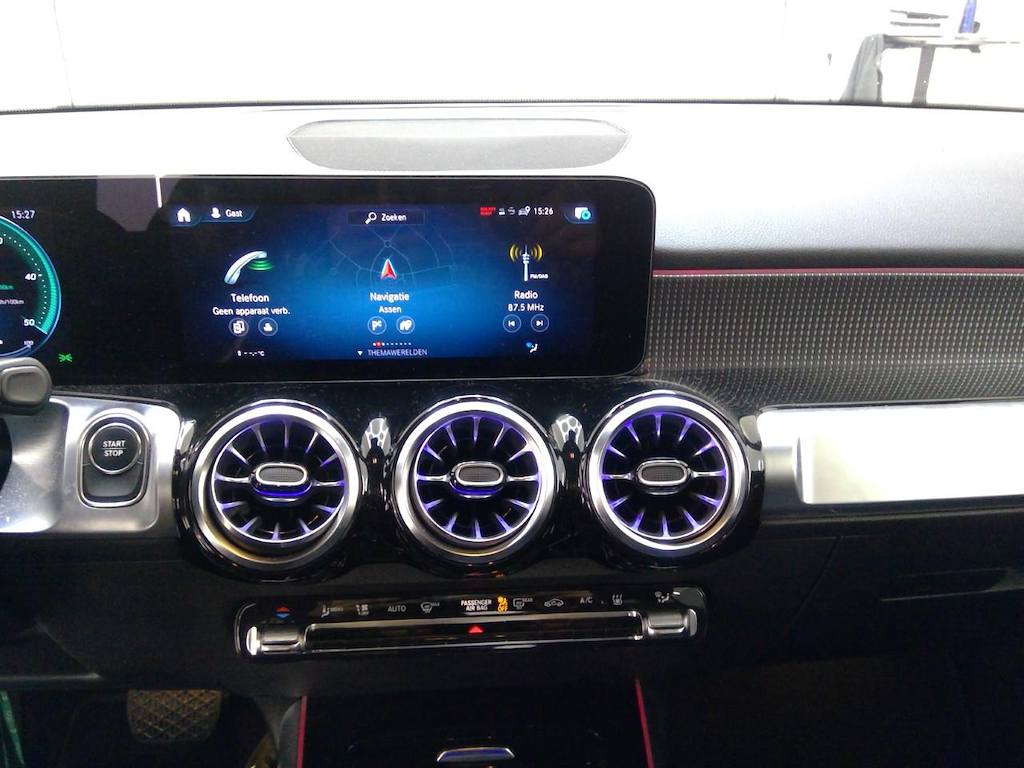 Foto 40 van Mercedes EQB