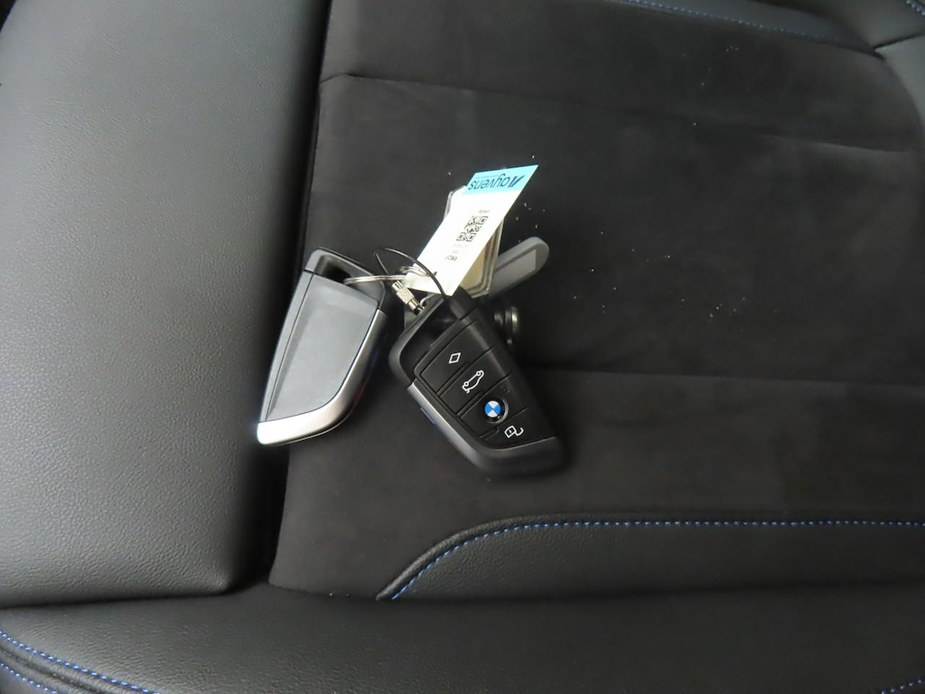 Foto 15 van BMW i4
