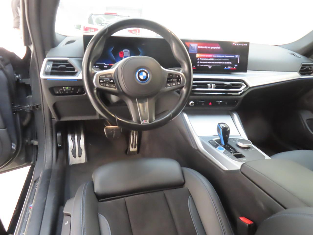 Foto 6 van BMW i4