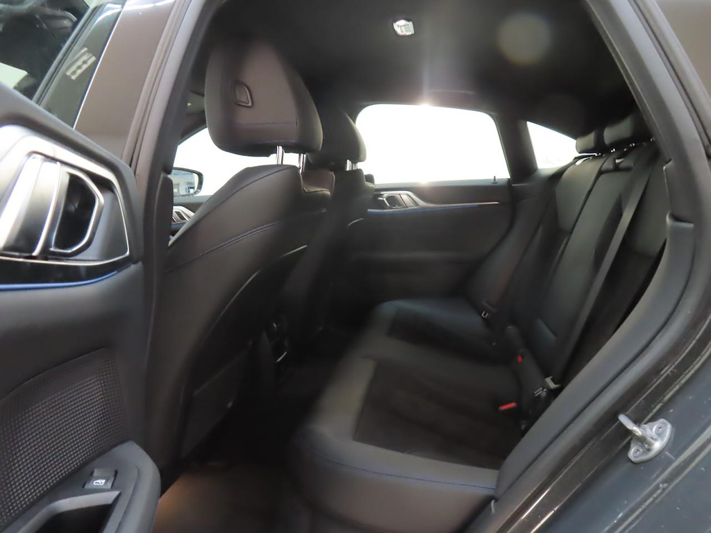 Foto 9 van BMW i4
