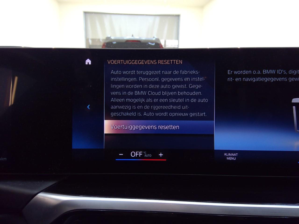 Photo 14 of BMW i4